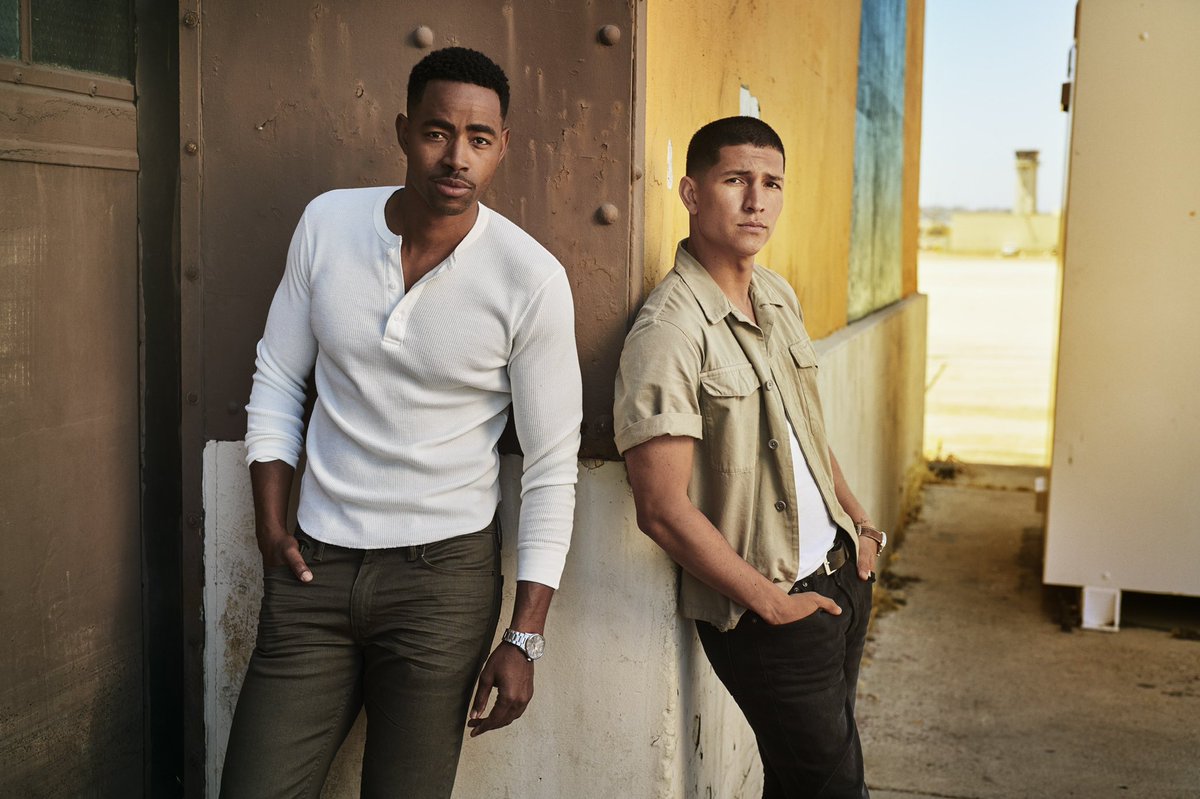 DannyRamirez's tweet photo. Happy Birthday @JayREllis !!! #Dagger4 https://t.co/dzk99ICr3r