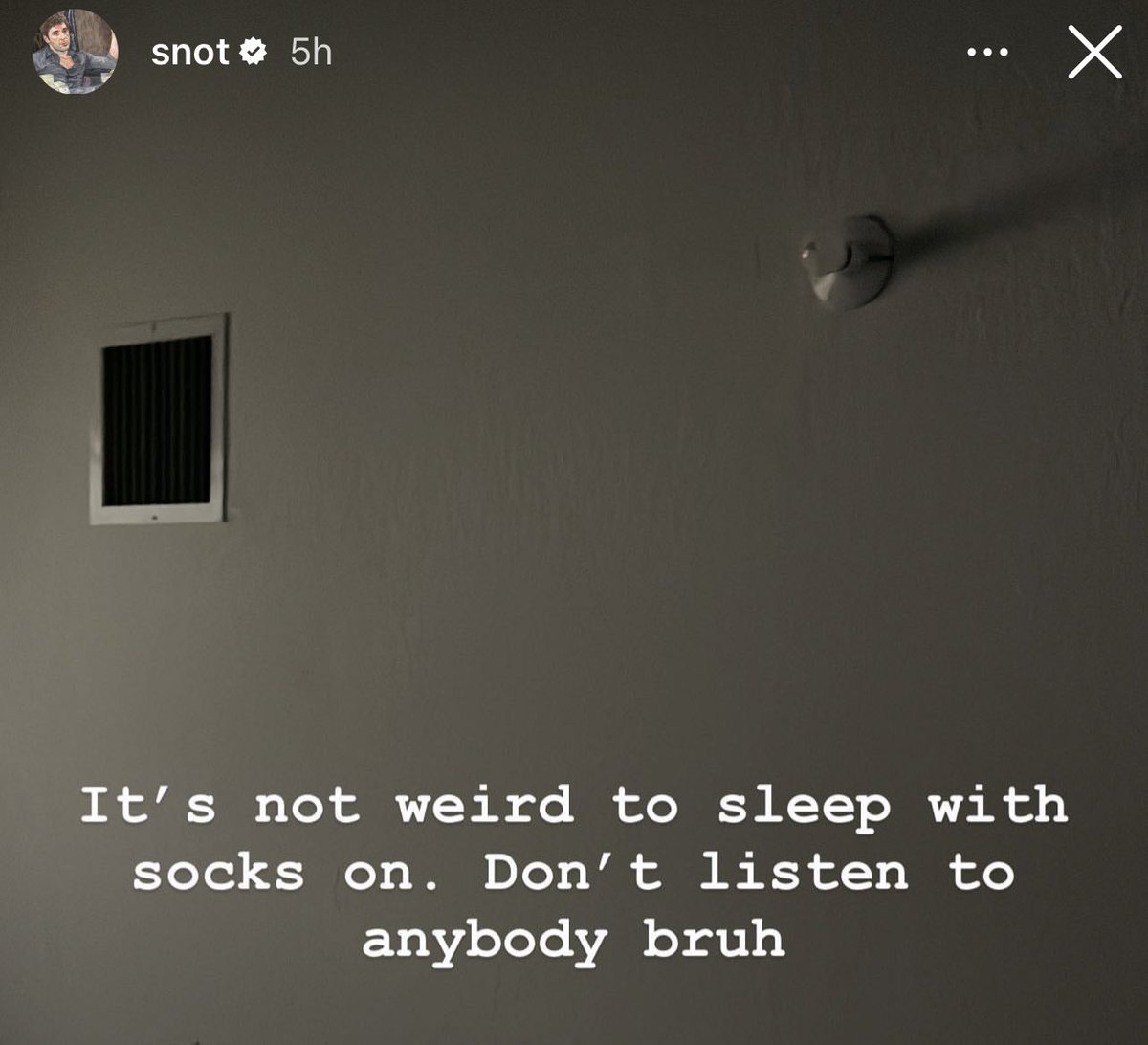 RapTV on X: Snot says it's not weird to sleep with socks on‼️🤔   / X