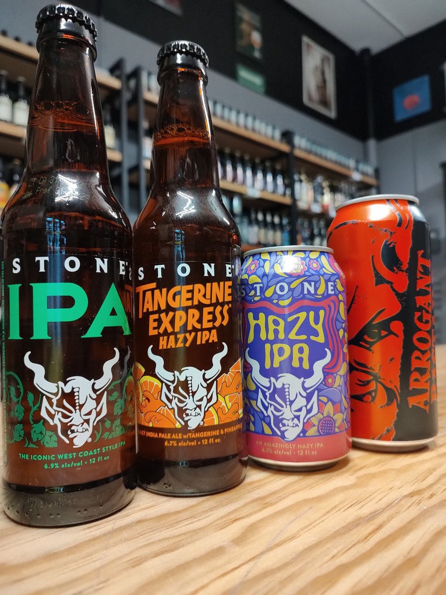 Lupulito_Amargo's tweet photo. 🍻🌲Cerramos el año con la #StoneWeek, @StoneBrewing está en nuestra línea de barril y tmbn con algunas de sus chelas más representativas en lata o botella, cierra el año como se debe, ven por las tuyas.❄️
☃️ @thebeercompany #CerveceriaDeClaveria #TheBeerCompanyClaveria ❄️🍺🌲 https://t.co/MtX2KwkWC5