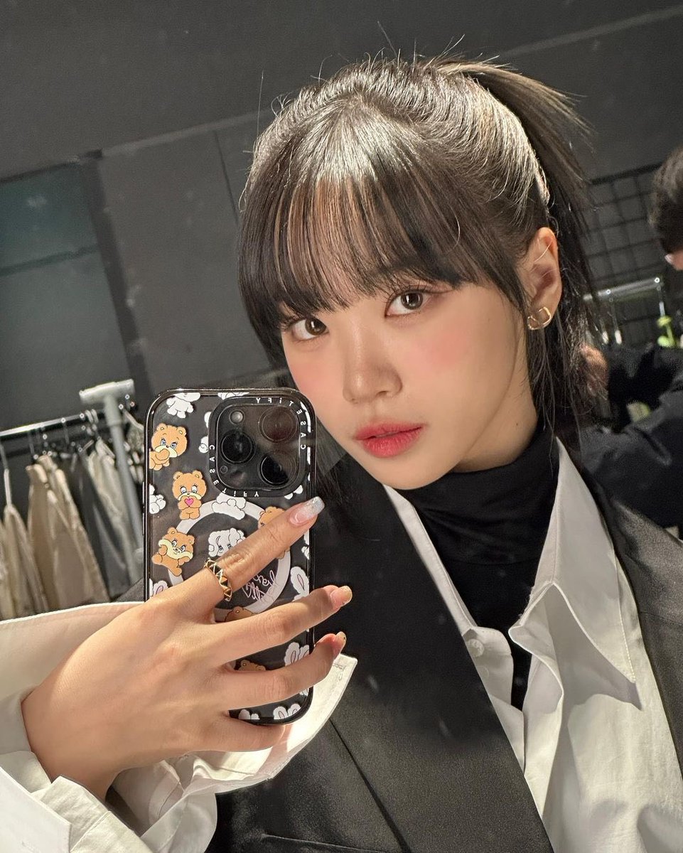 lesserafimpics_'s tweet photo. chaewon instagram update https://t.co/geUxR8S132