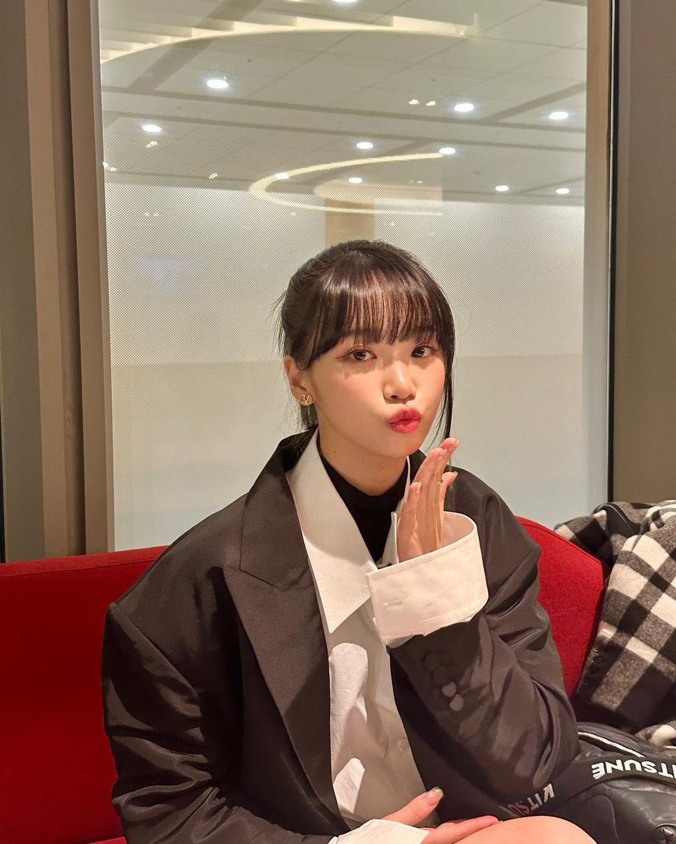 lesserafimpics_'s tweet photo. chaewon instagram update https://t.co/geUxR8S132