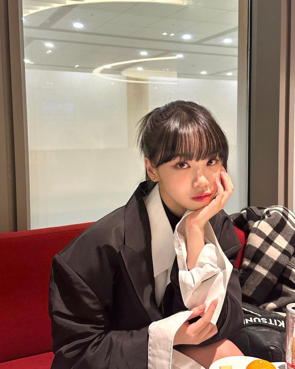 lesserafimpics_'s tweet photo. chaewon instagram update https://t.co/geUxR8S132