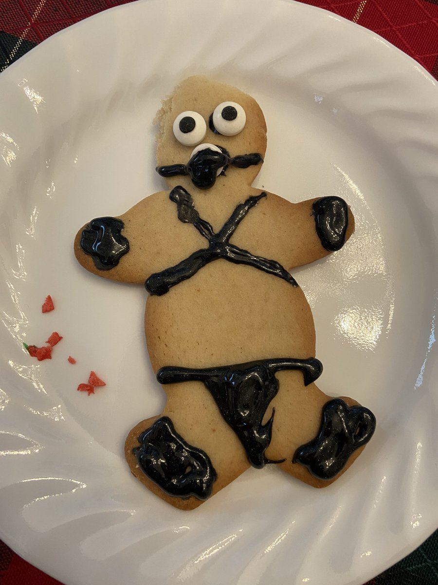 thatcdnboy's tweet photo. Ah, life goals as expressed through sugar cookie. https://t.co/NOjVVEQ9Jt