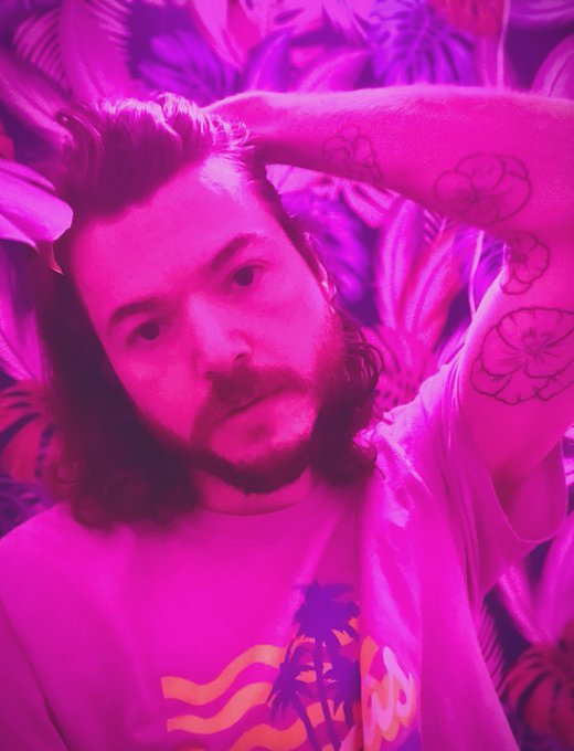 purple and pink flowers are my favorite https://t.co/ZNhqaZEGhf