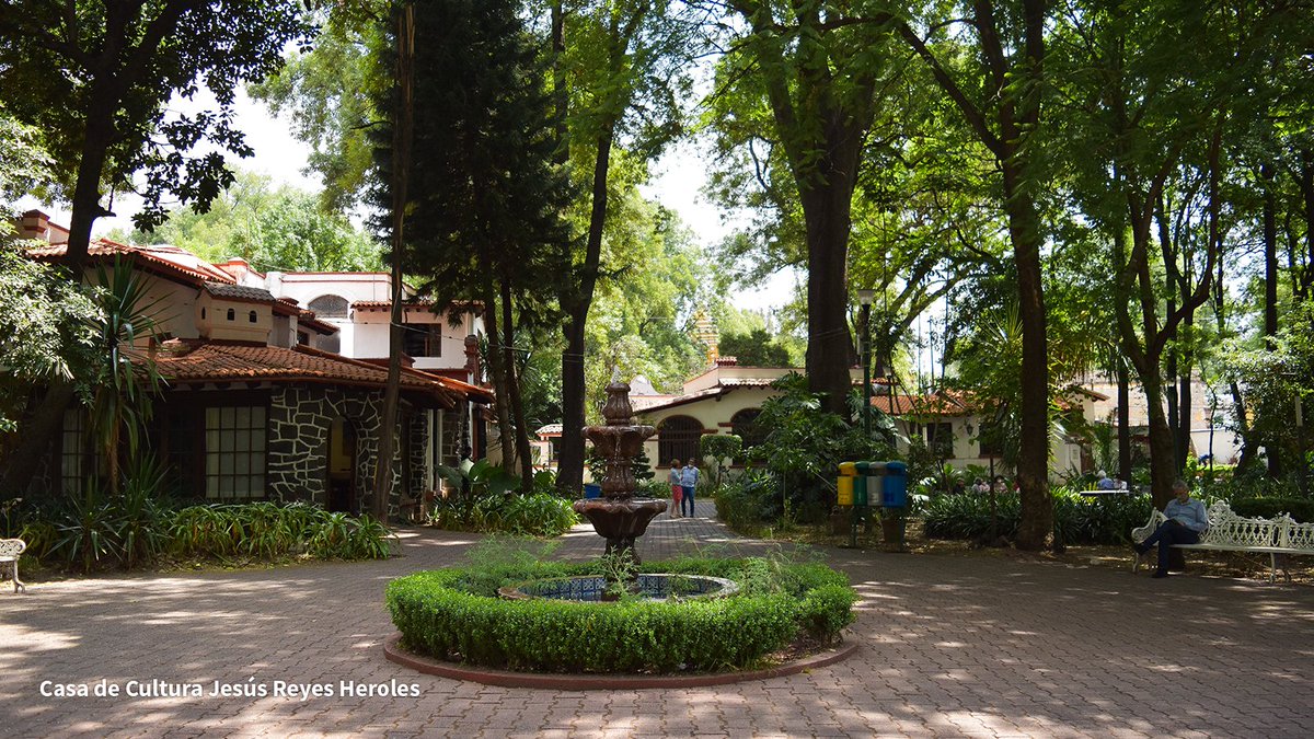 turismocdmx's tweet photo. Disfruta de la oferta cultural en increíbles recintos históricos #LaCiudadQueLoTieneTodo.

Aprovecha estas vacaciones para conocer en #Coyoacán y #Azcapotzalco:

📚Centro Cultural Elena Garro
🌸Casa de Cultura Azcapotzalco 
🖼️Casa de Cultura Jesús Reyes Heroles

#SecturCDMX https://t.co/LPh4eIeMow