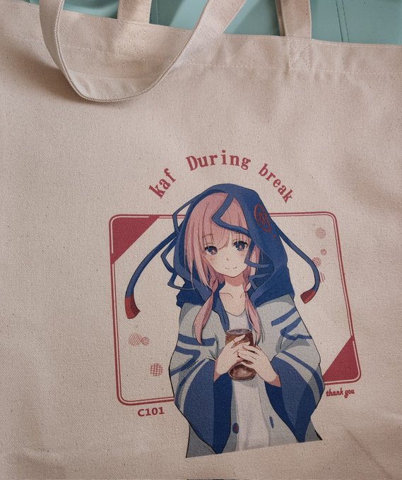 トートバッグ届きました!!実は思っていたよりも50個重くて当日無事にコミケにたどり着けれるか心配です(;-;)頑張って届ける! 