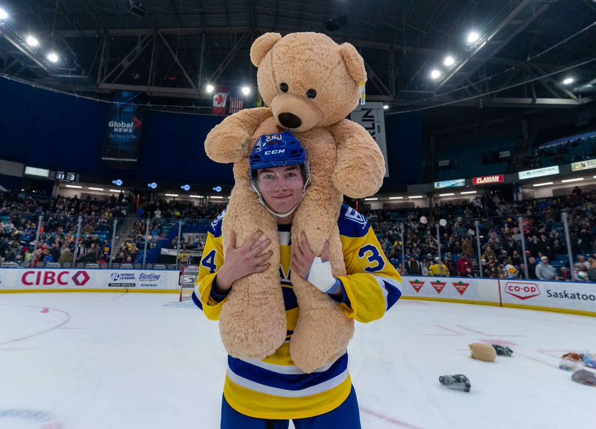 No more bears🫤... but we'll take more goals in period two😄