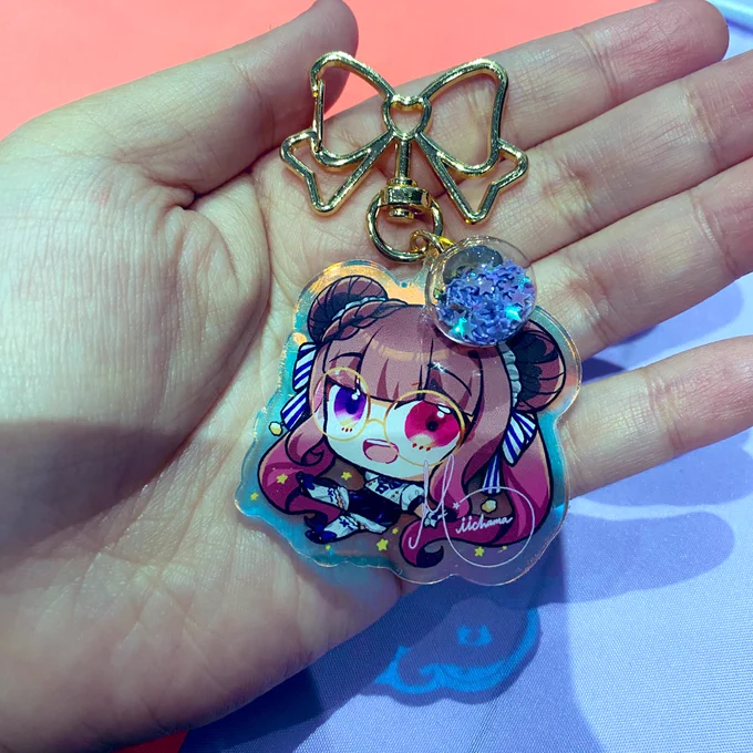 Gomo!! I'm in Cosplay Matsuri FM-02 with Chibaneelle Art Circle!! Get your limited Miichama 4.0 Rainbow Charm (very limited) and print! Get a lot of merch made by yours truly  This will help me w my moving out funds please buy my stuff See you guys here ehe!! 