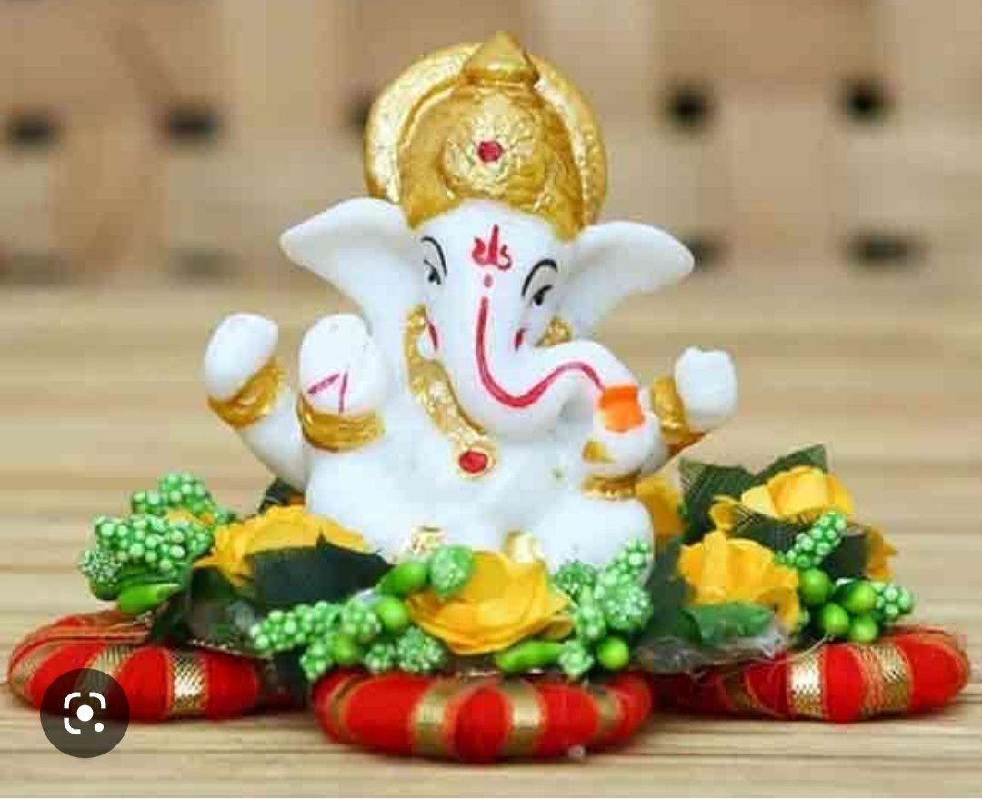 🌹एक दन्त दया वन्त चार भुजा धारी🌹🙏
🌹मस्तक सिन्दूर सोहे मूस की सवारी 🌹🙏
जय गणेश देवा 🙏🙏🌹🌹🌺🌺🌿🌿
ऊँ विघ्नेश्वराय नम🌹🙏: ऊँ गं गणपतये नमः🙏
सुप्रभात🌞🙏 🙏🌹🌹🌹🌻🌻☘️☘️😊