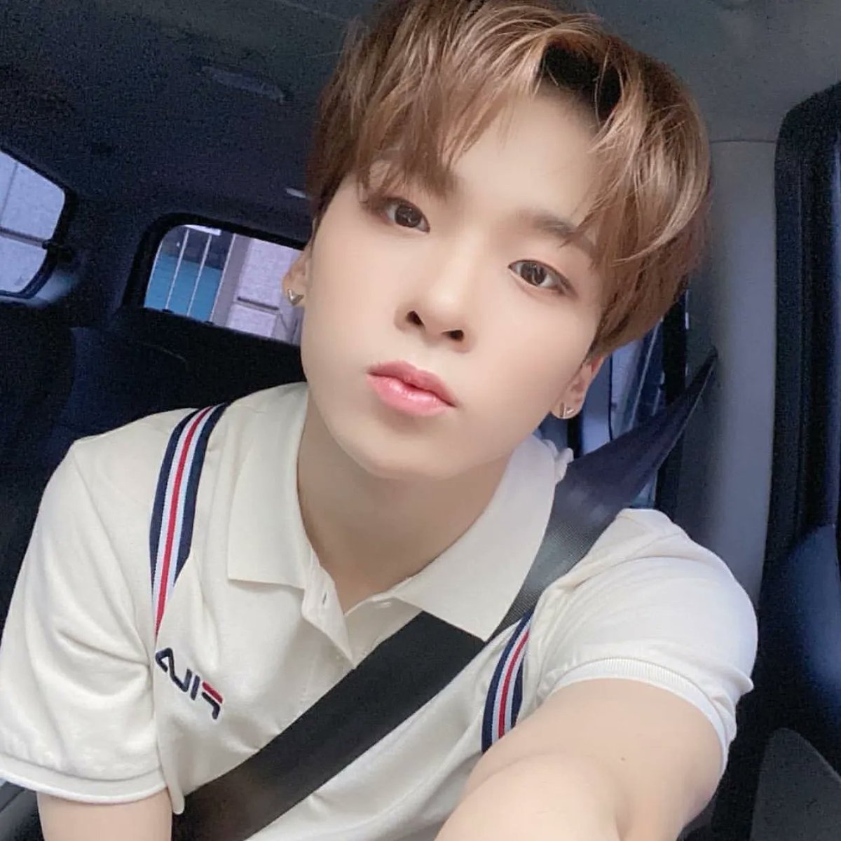 luv_castlej's tweet photo. ⌗ ‧₊˚✩彡  #캐슬제이 #Castle_J #엠씨엔디 #MCND @McndOfficial_ https://t.co/mWiV6HFBL2
