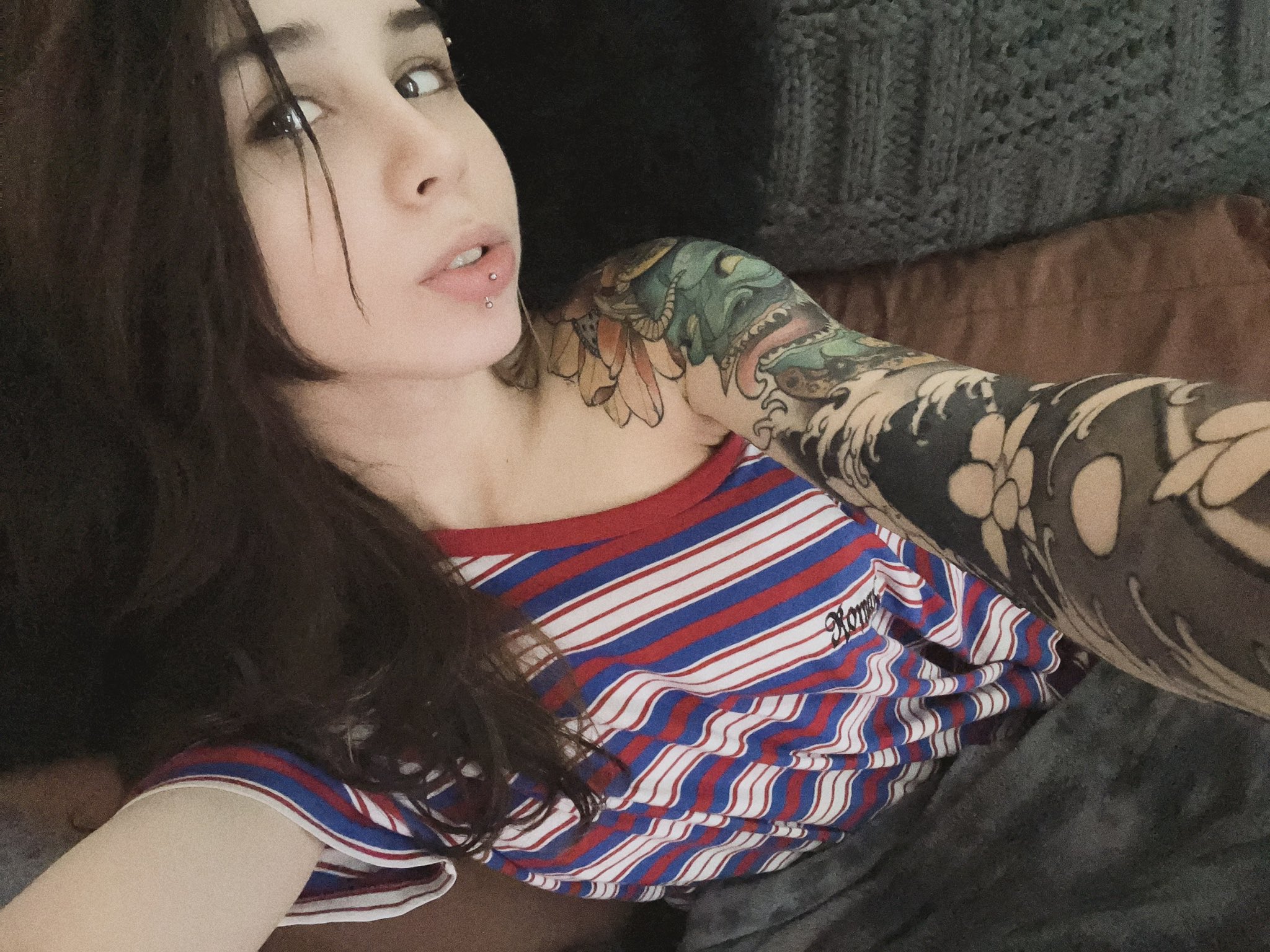 kiwi on Twitter: "haven’t found a better shirt yet for one arm out