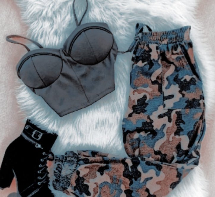 💌 : ( <a href="/WARRI0RVALKYRIE/">ᅠᅠ ꕀ ＊𝙆𝙄𝙉𝙂 𝙑𝘼𝙇𝙆𝙔𝙍𝙄𝙀 .ᐟ</a> )

Me pareció un conjunto muy adecuado para llevar en Nuevo Asgard, estaba tal cual en el escaparate y te vi a ti.

Te has ganado el título a mucha honra así que, sal y que sigan viendo, ¡que las mujeres son más fuertes que los hombres!