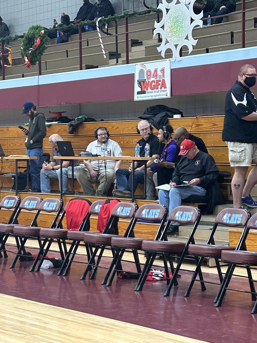 Big thanks to <a href="/WGFARadio/">94.1 FM WGFA</a> and <a href="/ForMooreSports/">Andy Moore</a> for interviewing me at the Kankakee Holiday Tournament! Thanks for having me!