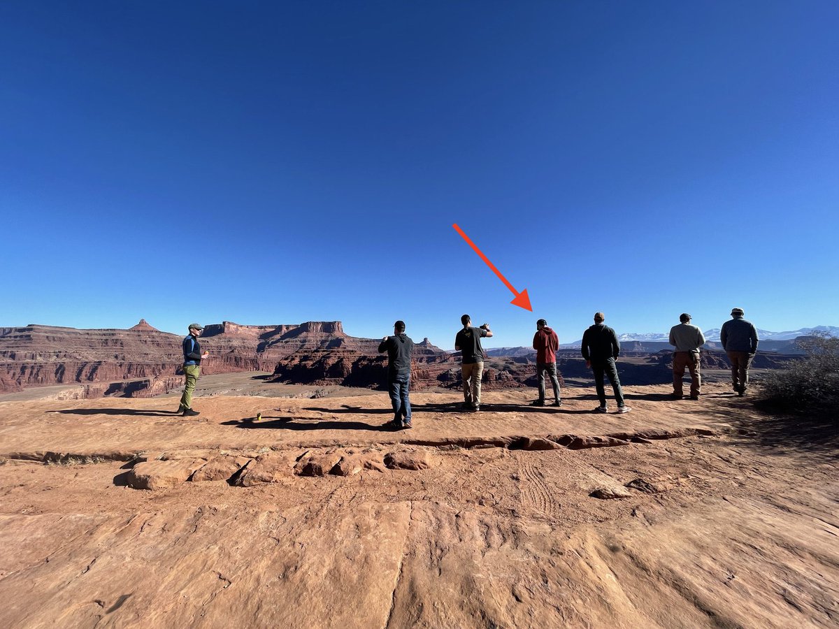 PaulRose__'s tweet photo. @TIMEPieces @VinnieHager @cloncast @Zhuk_live @DrifterShoots Minted my #SlicesofTime from Zion! Actual photo of me minting 👇 https://t.co/WeCqKtMv6S