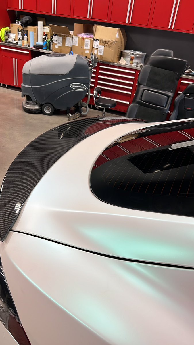 FredHassen's tweet image. My new @UnpluggedTesla  Koenigsegg rear spoiler for my Plaid Tesla Model S. #tesla #modelsplaid #plaid