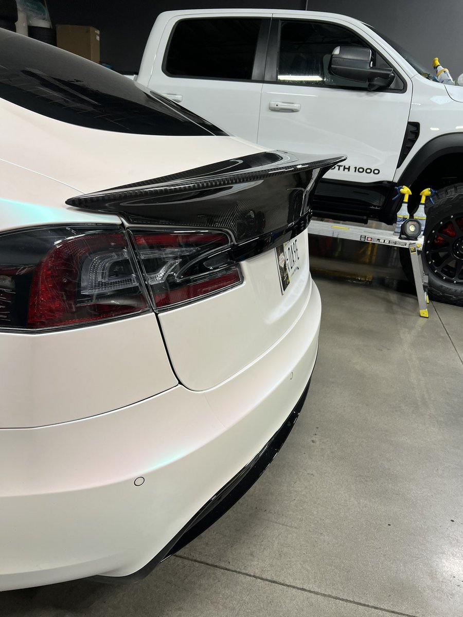 FredHassen's tweet image. My new @UnpluggedTesla  Koenigsegg rear spoiler for my Plaid Tesla Model S. #tesla #modelsplaid #plaid