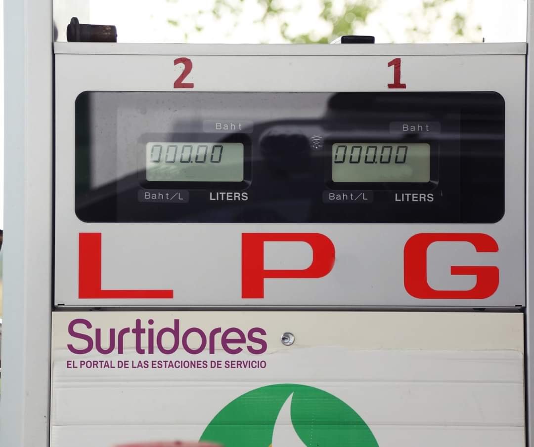 GasnovaCo's tweet photo. #SomosNoticia El
#AutoGLP en 2023: Un combustible hacia la #TransiciónEnergética. Vía @SurtidoresLATAM 👉 https://t.co/2ktpt8jG7e https://t.co/VYFuI1wcvw
