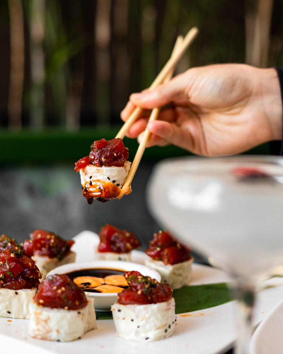 Do you have your dinner reservation for NYE? Make a reservation to ring in 2023 with us now: harneysushi.com/reservations