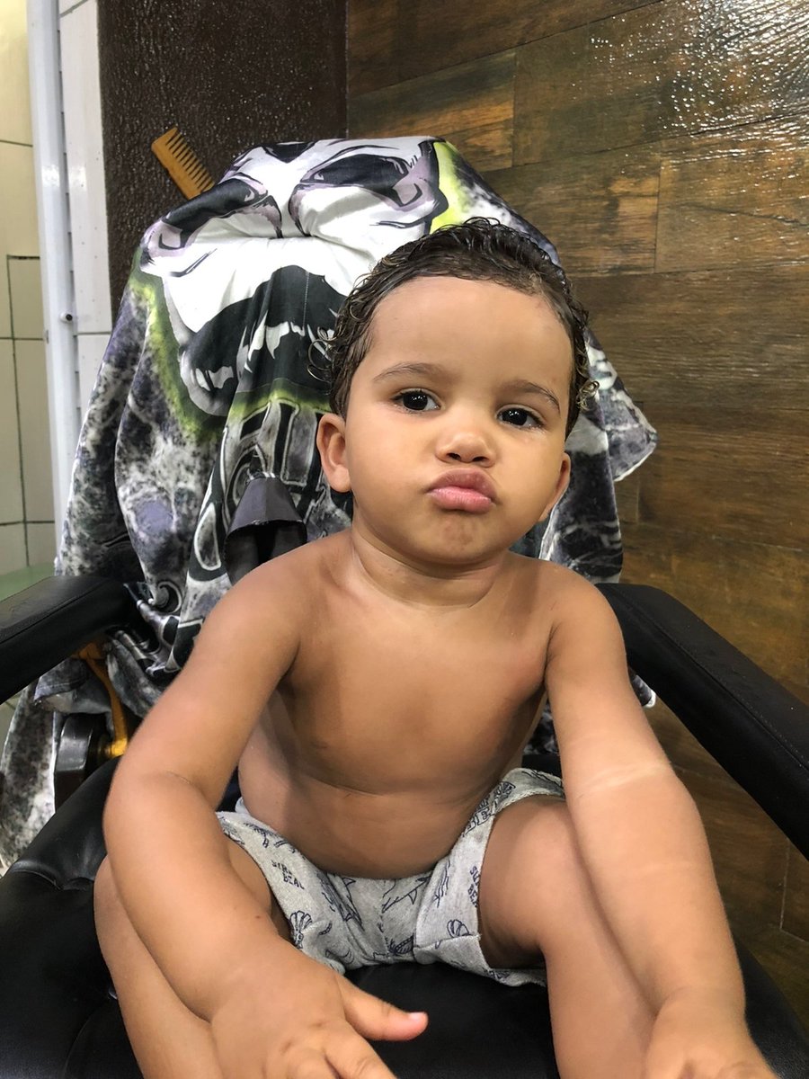 cheiadodio2d's tweet photo. Sem maturidade nenhuma pro meu filho 🤤 https://t.co/F2NCnzwUvR