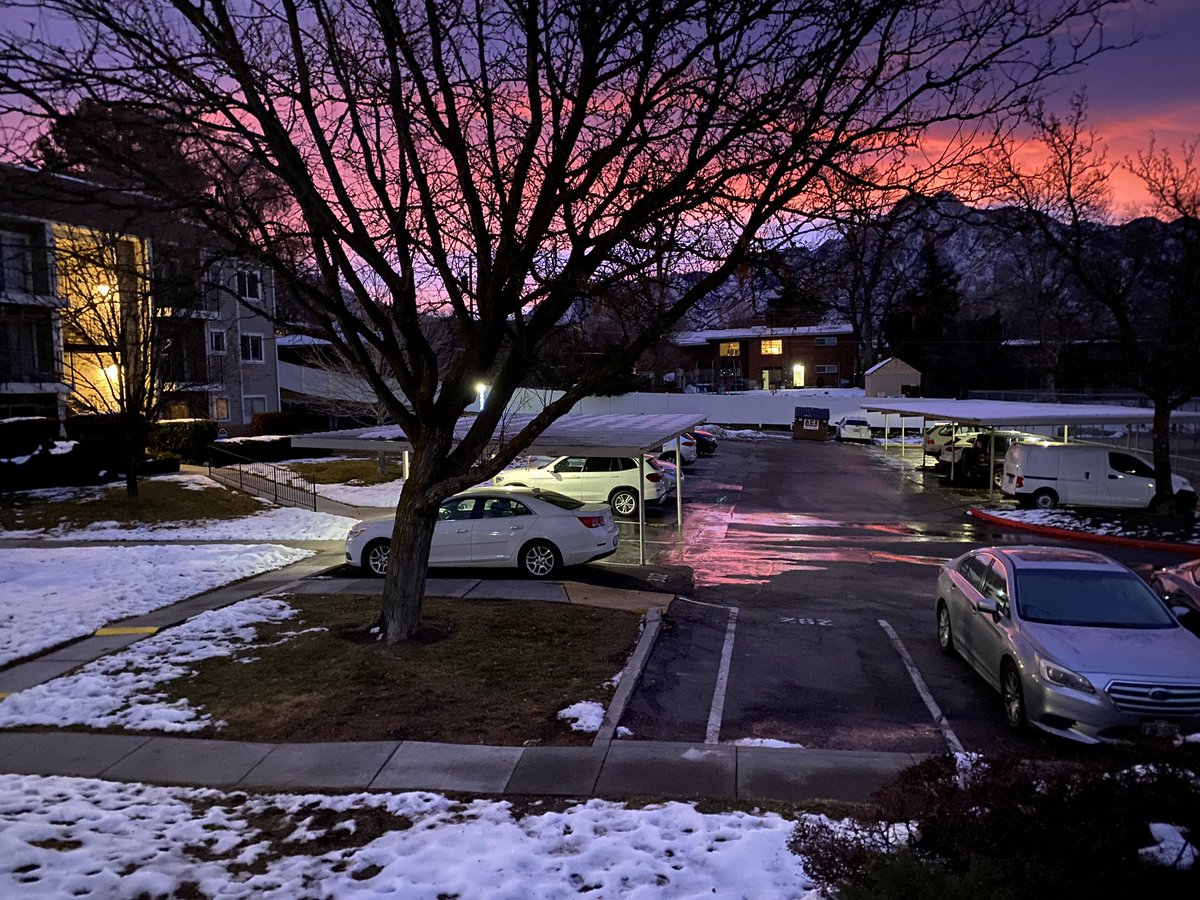 SjTanner79's tweet photo. Today the sunrise was spectacular. One of the best I’ve ever seen. https://t.co/AryUnU5gUr