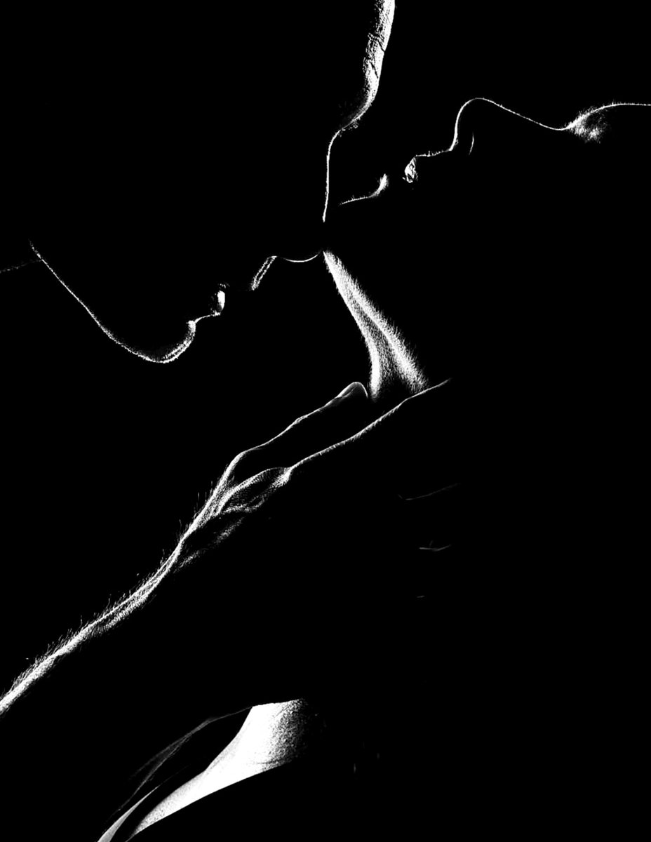 Darth_VADER1903's tweet photo. #LOFF 📵🖤 https://t.co/bt4HzD0bpP