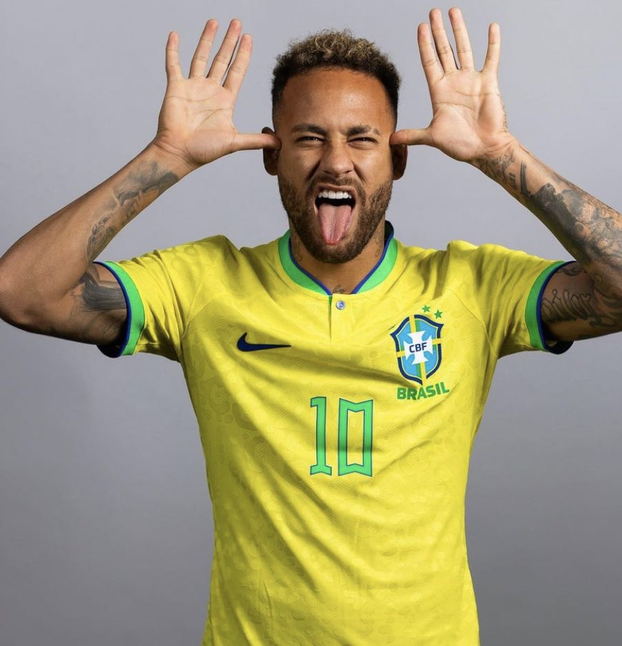 fofoquei's tweet photo. VEJA: Mãe entra na trend que está viralizando e filho chora ao saber que seu ídolo Neymar m/rreu. https://t.co/JSDFwZbGL9