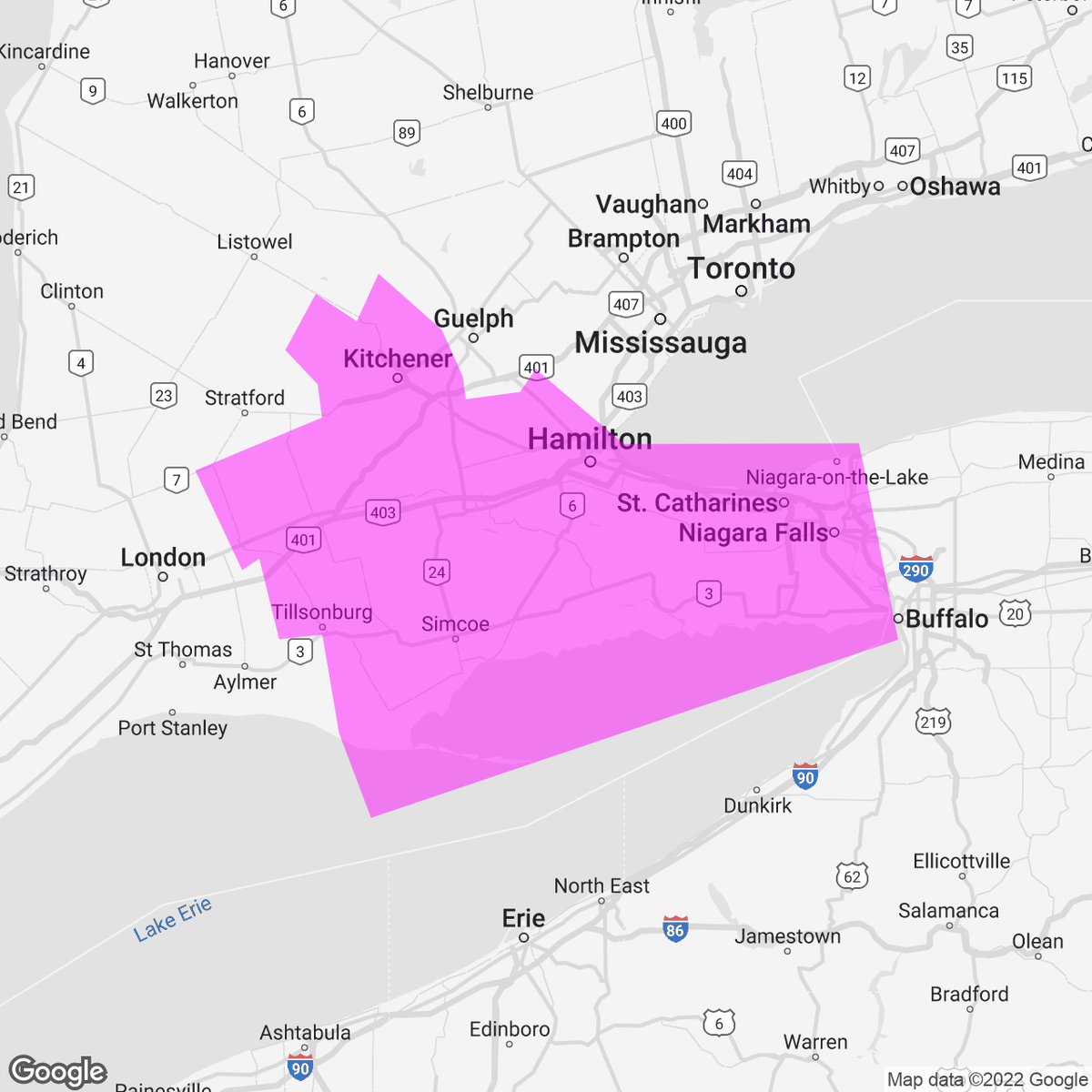 IWeatherON's tweet image. SHELTER IN PLACE

The Ontario Provincial Police (OPP) are investigating suspects believed to be armed.  Police request that members of the general public shelter in place.  Please monitor local media for further updates on this matter.
Affected Areas... instantweather.ca/2022/12/27/bWa…