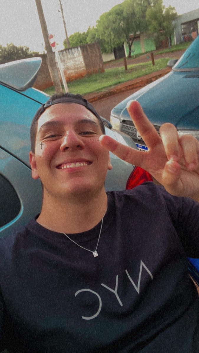 _AlcantaraTiago's tweet photo. 2019//2022. Mesma coisa só que com a barriga triplicada 🤣 https://t.co/v7qu548YFl