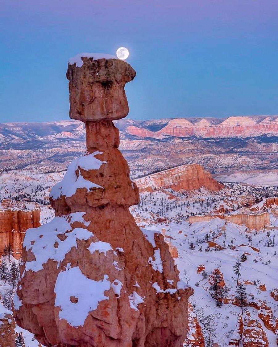 The highest tower of Bryce Canyon National Park In Utah, USA 🇺🇸 
📸 IG ramesh_ks01