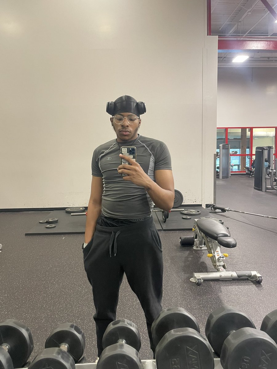 yamanmcm's tweet photo. gym pics >>> https://t.co/wNcv9SE3uX