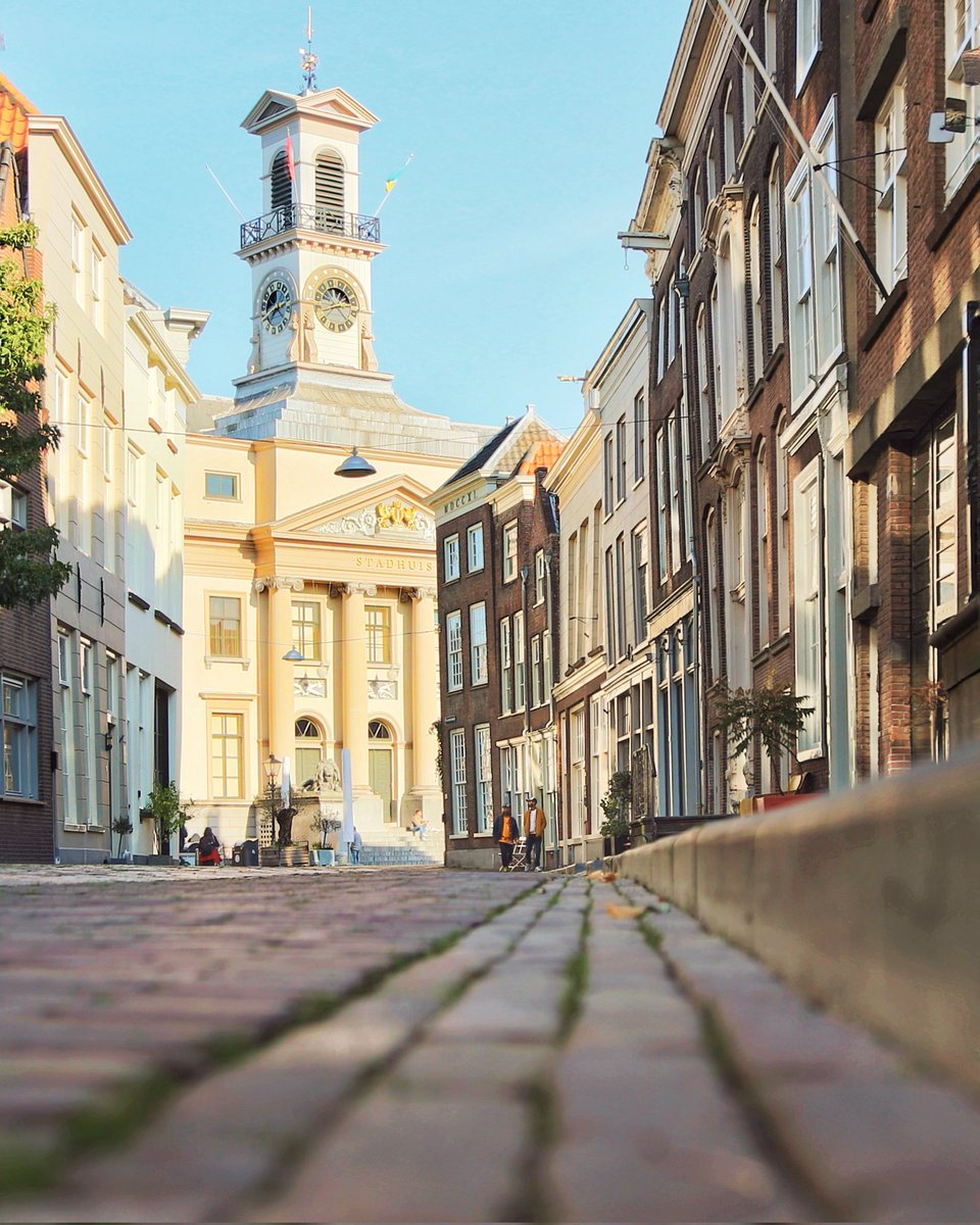 MoniqueAnrochte's tweet photo. @osdanymaury_ I cannot make a choice 🙈
1. Dordrecht
2. Amsterdam
3. Weesp
4. Haarlem

It ain't much if it ain't Dutch. 😂 https://t.co/fWeU5bXF2D