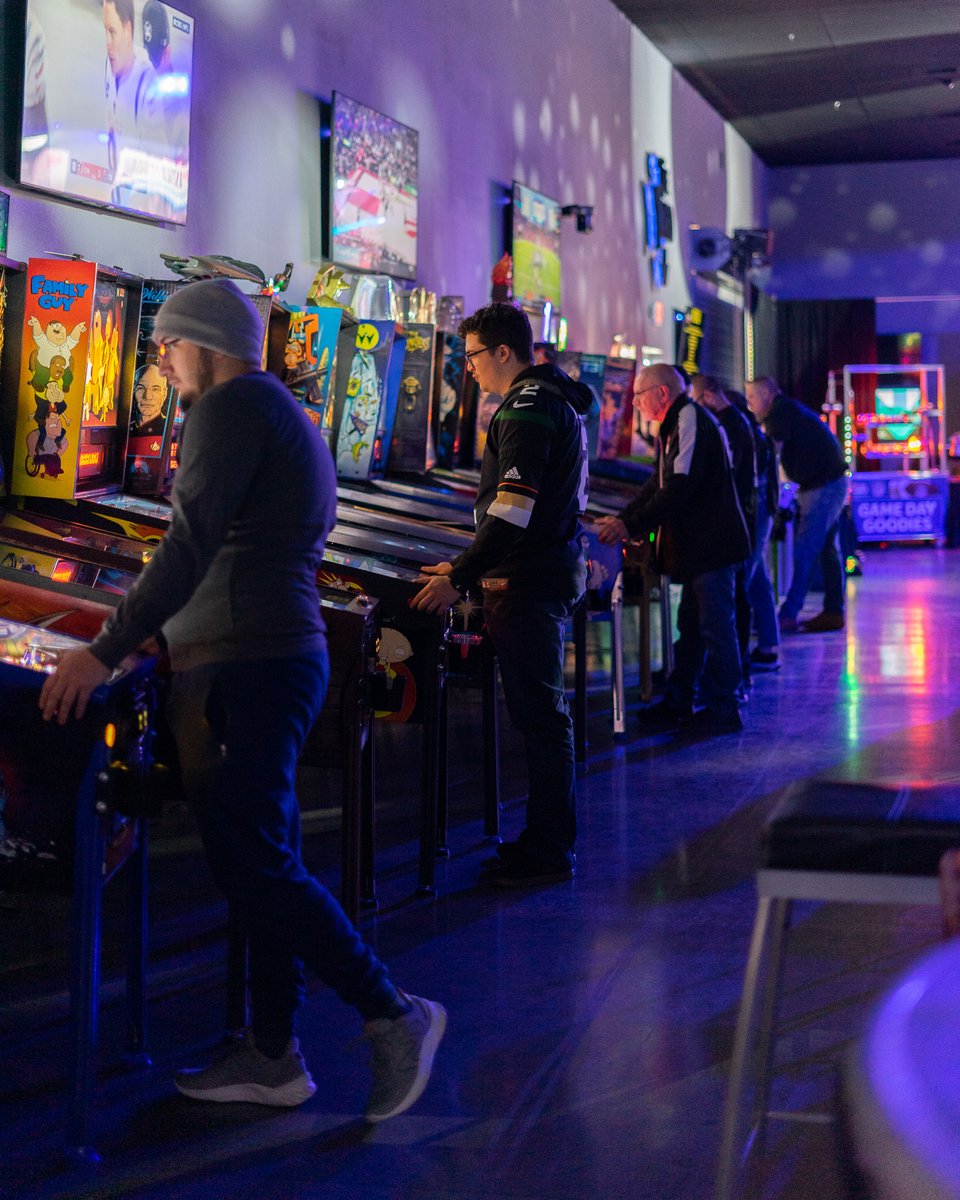 DAeventsLV's tweet photo. What can we say? It's FREE PLAY pinball. 

https://t.co/Zgxlh04izF https://t.co/ILCk6XX3hR