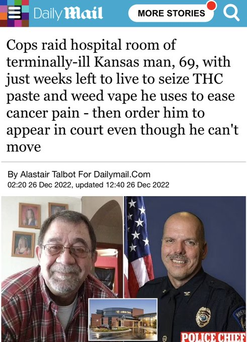 3DrakaiNa's tweet photo. Without cops, who would steal from a dying man and make him go to court? https://t.co/rrfegd7o9f