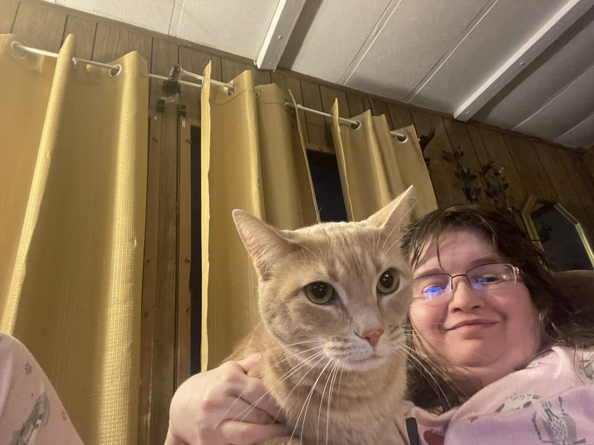 amazon.com/hz/wishlist/ls… teacher of the day ! #clearthelist #amazonwishlist #wishlist #meow let’s  #adoptateach and share a ninja or two $5 and under woo hoo !!