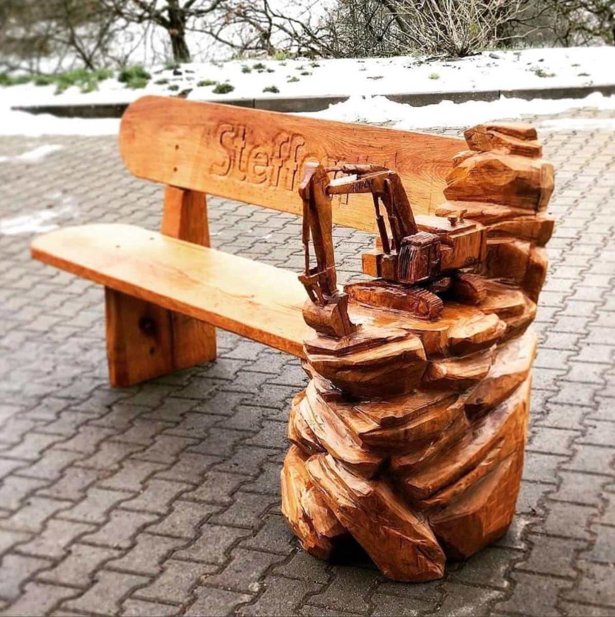 ExtremeSandbox's tweet photo. I think we should put these in our spectator areas. What do you think? https://t.co/U8xhrSmyFw