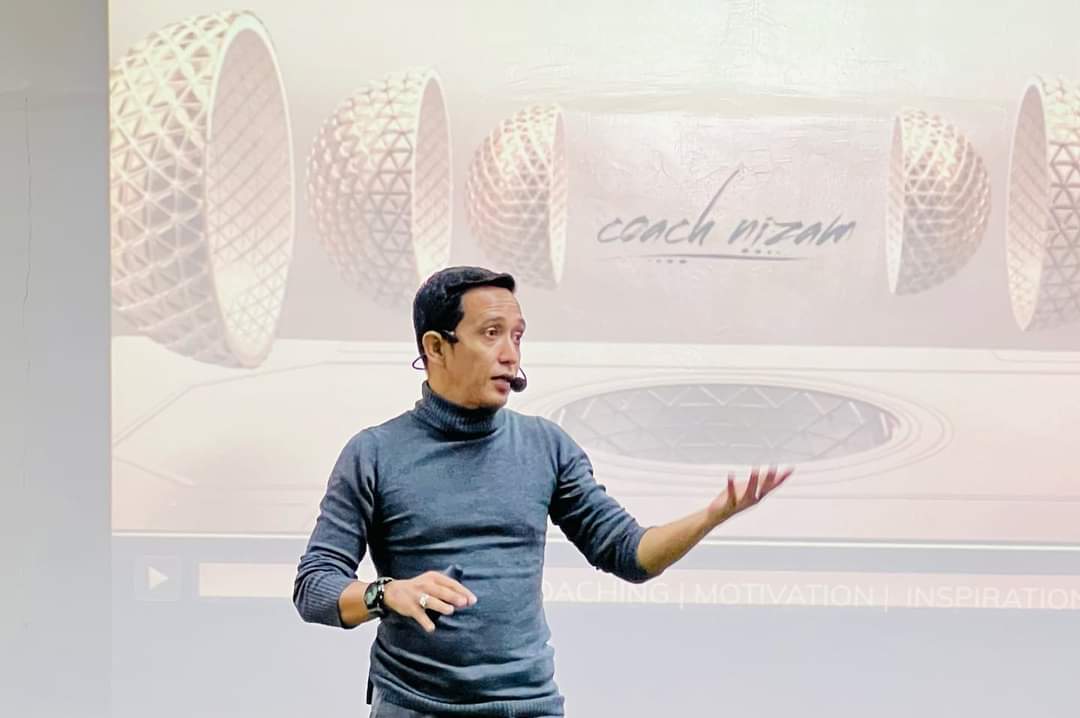 CoachNizam's tweet photo. JUST FOLLOW THE FLOW

Kata Saidina Umar ibn al-Khattab:

“Hatiku sentiasa tenang kerana mengetahui apa yang melepasiku tidak akan pernah menjadi takdirku. Dan apa yang menjadi takdirku tidak pernah melepasiku.”

Coach Nizam
https://t.co/n8gh6H9BlU
@semenyihecoventure
#coachnizam https://t.co/uLBJ5kNAiw
