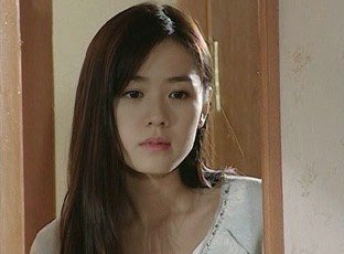 sonyejinpics's tweet photo. son yejin in summer scent (2003) https://t.co/wPnadmwec7