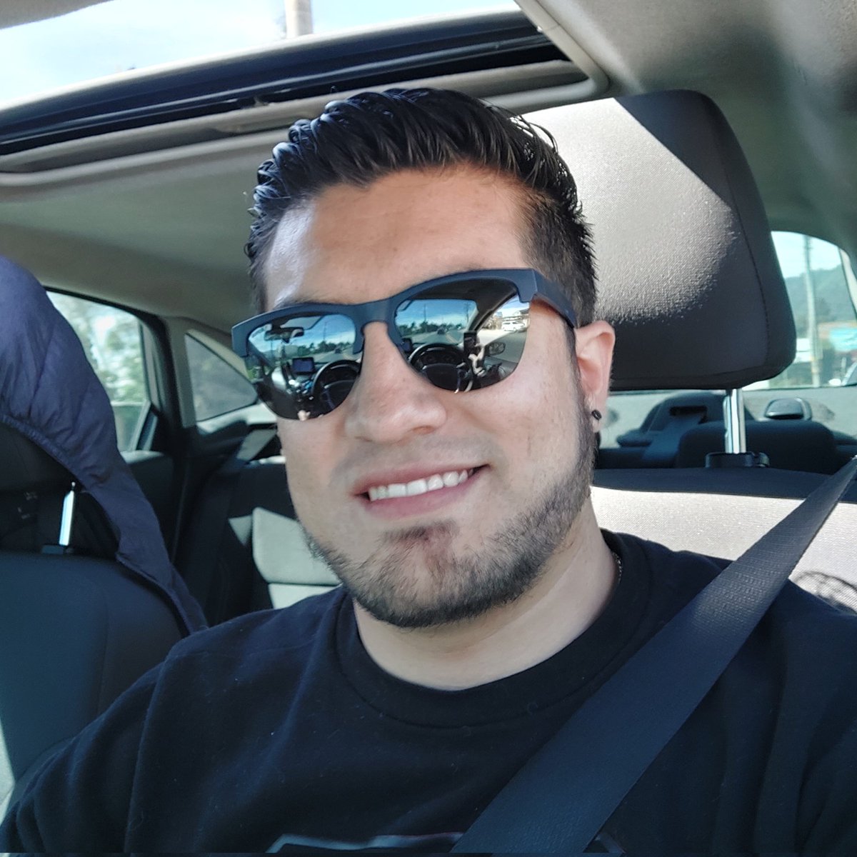 JEFFERSON_8123's tweet photo. #NuevaFotoDePerfil https://t.co/4fZMr3Q3hO
