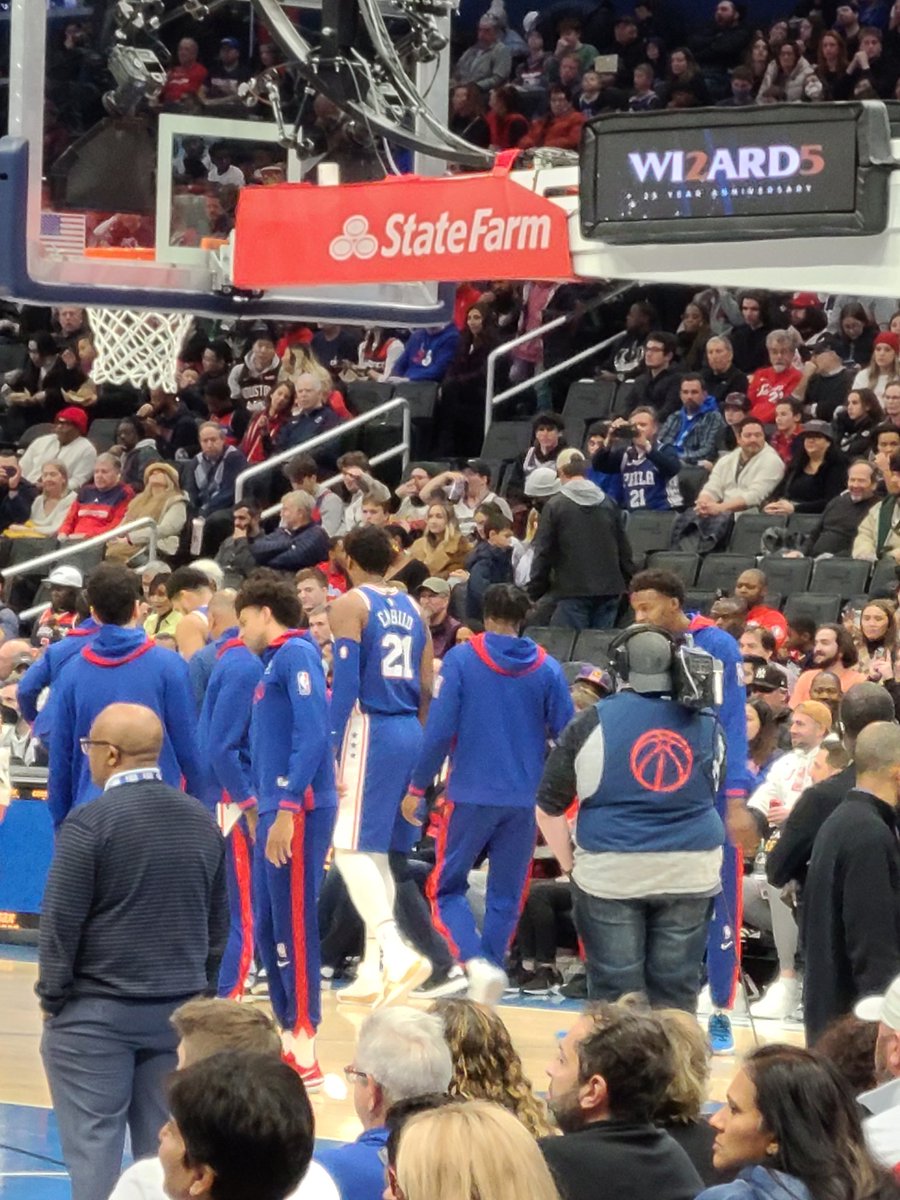 Let's Go <a href="/sixers/">Philadelphia 76ers</a>! I'm in da bldg!  #PHIvsWAS