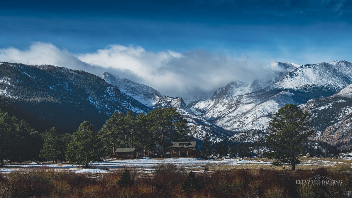 elevatedimgco's tweet photo. Livin' your best life...  #rmnp #hellowinter https://t.co/LP1UV9B6yA