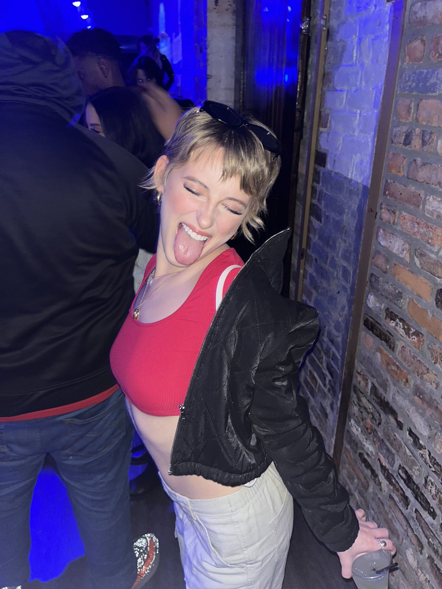 dragging y’all to filth🧛🏻‍♀️💕