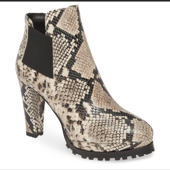 eclectic_super's tweet photo. So good I had to share! Check out all the items I'm loving on @Poshmarkapp #poshmark #fashion #style #shopmycloset #tods #allsaints #ghbassco: https://t.co/Bb6LuTHz9e https://t.co/89Z4RIyIX2
