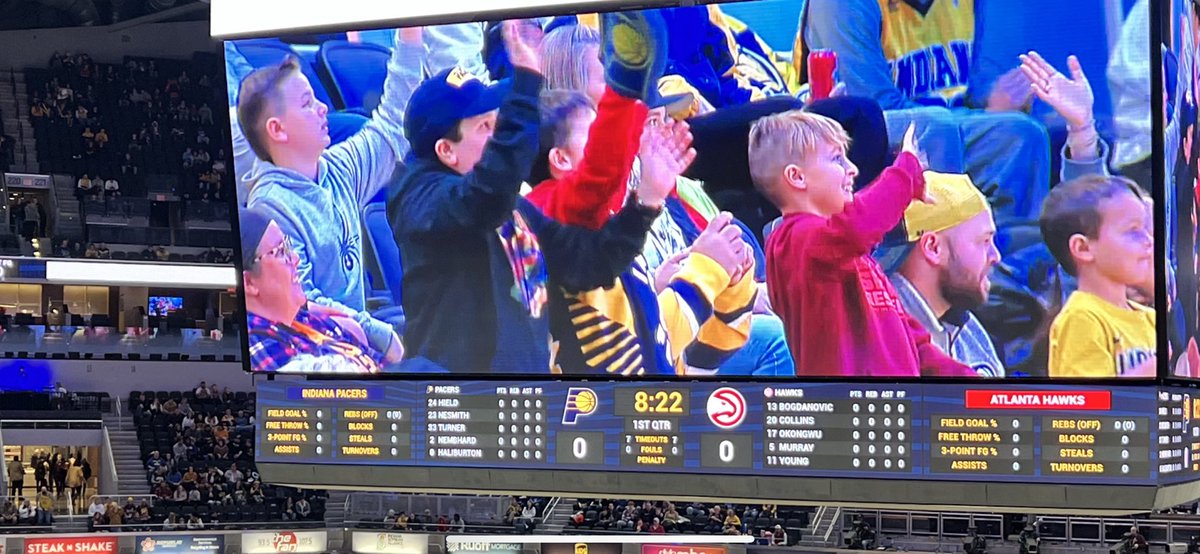 bleeheehee's tweet image. #pacersgamenight