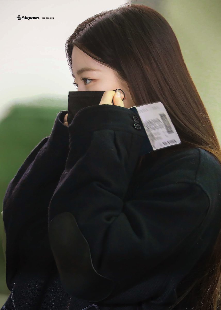 221212 ICN

#LE_SSERAFIM #르세라핌
#KAZUHA #카즈하