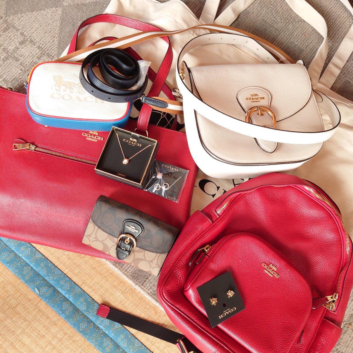 COACHショルダーバッグ2023福袋-