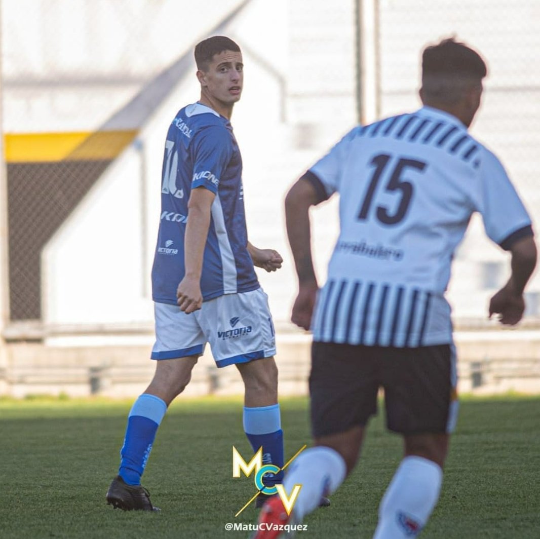 fran_ramirez23's tweet photo. - David Burguez
   ▫️Extremo
   ▫️Inferiores en #Adiur
   ▫️Jugó en #Arijón de la #LigaRosarina, #Unión de #ArroyoSeco de la #LigaRegionalDelSud y en #Argentino de #LasParejas
   ▫️La última temporada estuvo en #ArgentinoDeRosario en la #PrimeraD

📸 @MatuCVazquez https://t.co/pn7szeMMf9