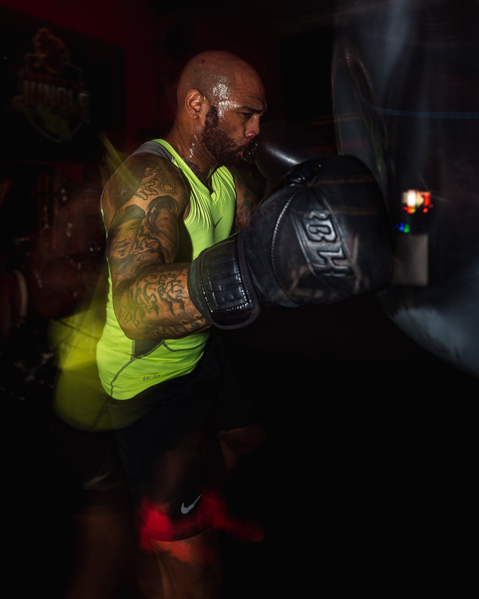 The 1-2 🥊 w/ <a href="/DJQUOTE/">Quote The Brand™</a> 📸 Working on that flash photography game. 😅 #sonyalpha