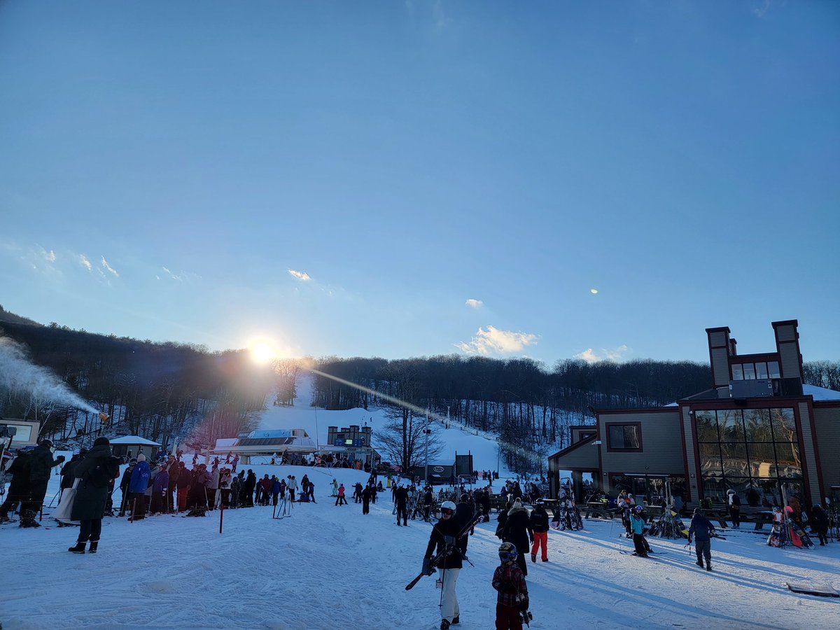 jackyzuo1's tweet photo. 🎿 🏂 ⛷️ https://t.co/fTRnWQ0c1o