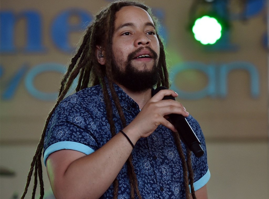 Jamaican/American Reggae Artist, Joseph Marley, who's also known as Jo Mersa Marley, has passed on in the USA aged 31.
Marley, the son of Reggae Star Stephen Marley, and the grandson of reggae legend, Bob Marley, was found unresponsive in a vehicle.