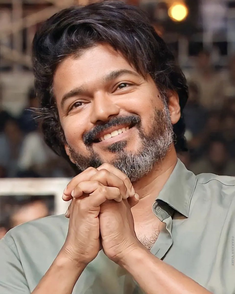 Ptavmi's tweet photo. #OurAddiction 🥺❤️🙏
#ThalapathyVijay 😍
#VarisuAudioLaunch 
@actorvijay @BussyAnand @TVMIkerala @TVMIoffl https://t.co/1hkVxU5BDu